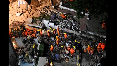The sudden massive jolt lasted for just a few seconds, said a survivor. (HT Photo)