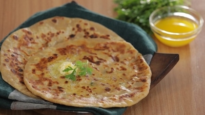 Aloo paratha (Chef Kunal Kapur) Aloo paratha (Chef Kunal Kapur)