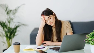 Mental health tips: 3 effective ways for women to beat daily stress (Freepik) Mental health tips: 3 effective ways for women to beat daily stress (Freepik)