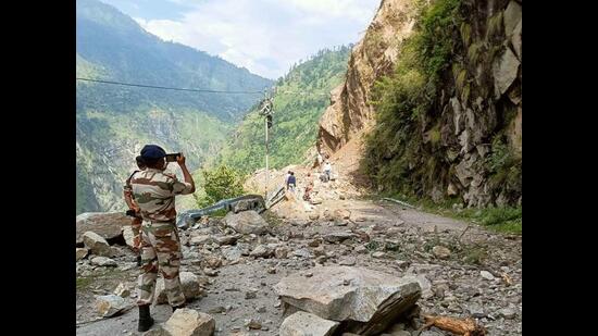 The Himachal Pradesh government has urged the Geological Survey of India (GSI) to accelerate the mapping of landslide zones in the state, particularly in the ecologically vulnerable Lahaul and Spiti, Chamba and Kinnaur districts. (HT File Photo)