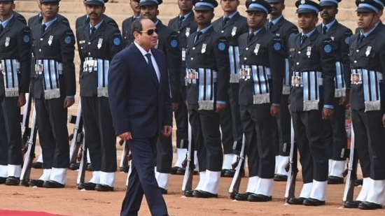 Egyptian president Abdel Fattah El-Sisi at the ceremonial reception in New Delhi.(Sanjeev Verma/HT Photo)