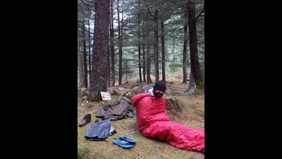 Travel vlogger Afsaar Malik has gained popularity for accomplishing his sojourns sans money. Travel vlogger Afsaar Malik has gained popularity for accomplishing his sojourns sans money.
