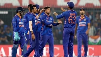 India's Kuldeep Yadav celebrates a wicket with teammates during the 3rd ODI match against New Zealand (ANI)