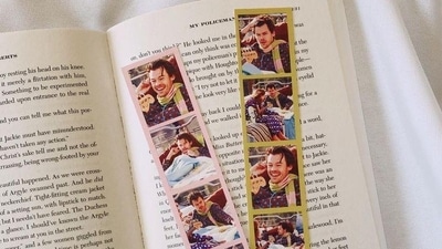 Polaroids: Another great option for those who like to add a personal touch to their bookmarks. You can either punch a hole in your favourite polaroid and thread a year through it or paste polaroids on a piece of paper. They are a great way to keep a favorite memory close at hand while reading. (Polaroids: Another great option for those who like to add a personal touch to their bookmarks. You can either punch a hole in your favourite polaroid and thread a year through it or paste polaroids on a piece of paper. They are a great way to keep a favorite memory close at hand while reading.) Polaroids: Another great option for those who like to add a personal touch to their bookmarks. You can either punch a hole in your favourite polaroid and thread a year through it or paste polaroids on a piece of paper. They are a great way to keep a favorite memory close at hand while reading. (Polaroids: Another great option for those who like to add a personal touch to their bookmarks. You can either punch a hole in your favourite polaroid and thread a year through it or paste polaroids on a piece of paper. They are a great way to keep a favorite memory close at hand while reading.)