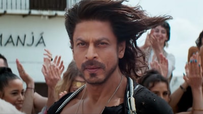 Shah Rukh Khan plays Pathaan, a one man army that often needs help from painkillers. Shah Rukh Khan plays Pathaan, a one man army that often needs help from painkillers.
