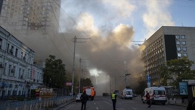 Russia-Ukraine War: Ukraine declares air raid alert, air defences shoot down missiles. (Twitter) Russia-Ukraine War: Ukraine declares air raid alert, air defences shoot down missiles. (Twitter)