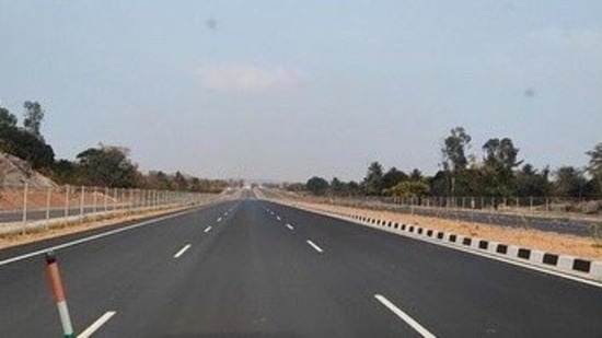 With the final phase of construction being completed, travel time between Bengaluru and Mysuru is set to be around 70 to 75 minutes.(Twitter) With the final phase of construction being completed, travel time between Bengaluru and Mysuru is set to be around 70 to 75 minutes.(Twitter)