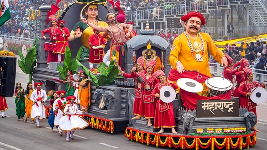 The tableau of Maharashtra on the background of Azadi ka Amrit Mahotsav presented "Sade Tin Shaktipithe and Nari Shakti" under the theme Narishakti.(PTI)
