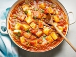 Matar paneer for the soul: Here's how you can make it at home(Unsplash) Matar paneer for the soul: Here's how you can make it at home(Unsplash)