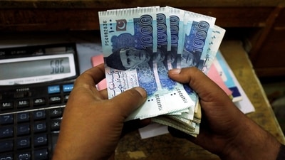 At one stage the currency depreciated to  ₹265 in the open market and  ₹266 in the interbank before making a slight recovery by the end of the day. (REUTERS)
