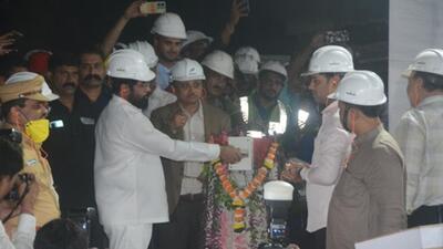 Thane, India - January 27, 2023: Chief Minister Eknath Shinde inaugurates the left side tunnel blasting of Airoli-Katai Naka Tunnel, that bridges the distance between Kalyan-Dombivli and Navi Mumbai, in Thane, India, on Friday, January 27, 2023. (Praful Gangurde/HT Photo) (HT PHOTO) Thane, India - January 27, 2023: Chief Minister Eknath Shinde inaugurates the left side tunnel blasting of Airoli-Katai Naka Tunnel, that bridges the distance between Kalyan-Dombivli and Navi Mumbai, in Thane, India, on Friday, January 27, 2023. (Praful Gangurde/HT Photo) (HT PHOTO)