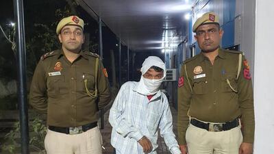 The driver, identified as Santosh Bahadur, who is from Nepal, panicked and rammed the vehicle into an electric pole when police personnel chased him after the accident. (HT photo) The driver, identified as Santosh Bahadur, who is from Nepal, panicked and rammed the vehicle into an electric pole when police personnel chased him after the accident. (HT photo)