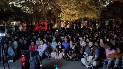 SFI screened BBC documentary at the University of Hyderabad on Thursday. (@SfiHcu/Twitter)