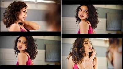 Sobhita looked every bit gorgeous in a slip pink silk top and teamed it with a pink long skirt featuring big pleats throughout. The top also featured a plunging neckline, and silver chain details, hanging from the slip sleeves. (Instagram/@sobhitad) Sobhita looked every bit gorgeous in a slip pink silk top and teamed it with a pink long skirt featuring big pleats throughout. The top also featured a plunging neckline, and silver chain details, hanging from the slip sleeves. (Instagram/@sobhitad)