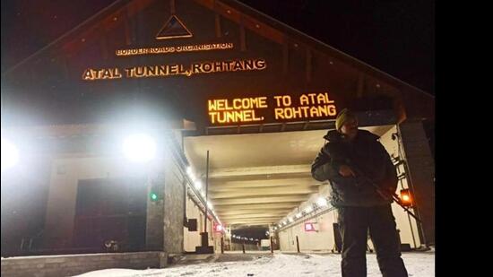 An avalanche at the North Portal of Atal Tunnel at Rohtang in Lahaul-Spiti district has blocked the Manali-Leh highway, police said on Friday. (HT file photo) An avalanche at the North Portal of Atal Tunnel at Rohtang in Lahaul-Spiti district has blocked the Manali-Leh highway, police said on Friday. (HT file photo)