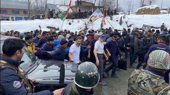 As the Bharat Jodo Yatra led by Rahul Gandhi entered Kashmir on Friday, many believe it could act as a binding force between the PAGD that is fighting for the restoration of Article 370 and the Congress that is struggling for its survival in the UT, especially after former J&K chief minister Ghulam Nabi Azad formed his own party. (Waseem Andrabi /Hindustan Times)