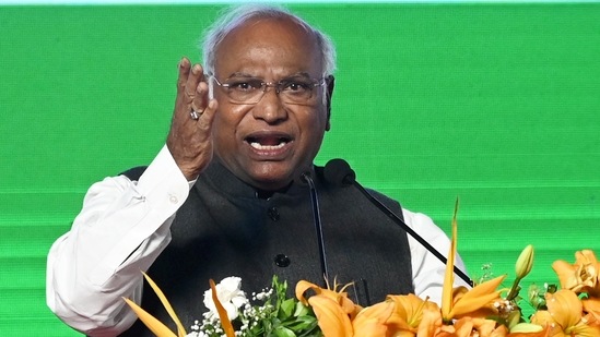 Congress president Mallikarjun Kharge said ndia has already lost two PM's and scores of leaders and we demand better security for the Yatris.(PTI)