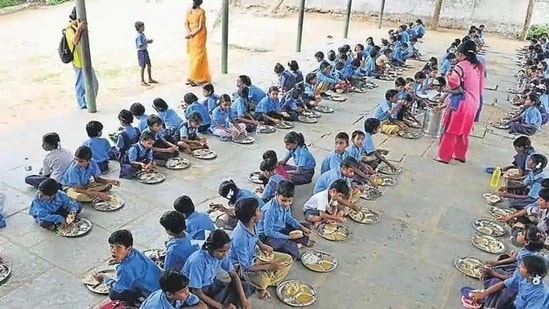 Midday meal.(HT file)