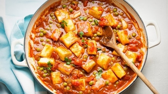 Matar paneer for the soul: Here's how you can make it at home(Unsplash)
