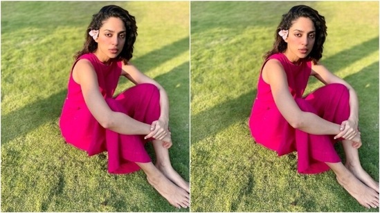 Sobhita’s fashion diaries are getting better by the day. A few days ago, the actor shared a set of pictures decked up in this bright pink jumpsuit. (Instagram/@sobhitad)