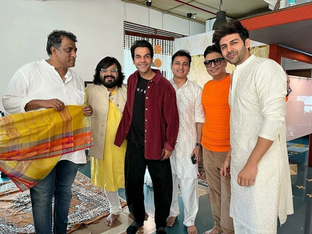 Anurag Basu, Pritam, Rajkummar Rao with Bhushan Kumar and Kartik Aaryan. Anurag Basu, Pritam, Rajkummar Rao with Bhushan Kumar and Kartik Aaryan.
