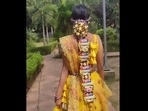 Bride's hairdo with chocolate and toffees goes viral online.