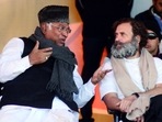 Congress President Mallikarjun Kharge interacts with party leader Rahul Gandhi during the public meeting in the ongoing Bharat Jodo Yatra.(ANI) Congress President Mallikarjun Kharge interacts with party leader Rahul Gandhi during the public meeting in the ongoing Bharat Jodo Yatra.(ANI)