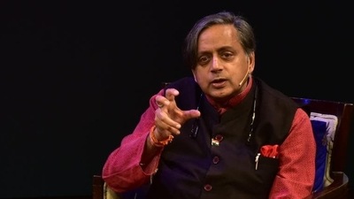 Congress MP Shashi Tharoor (HT_PRINT) Congress MP Shashi Tharoor (HT_PRINT)