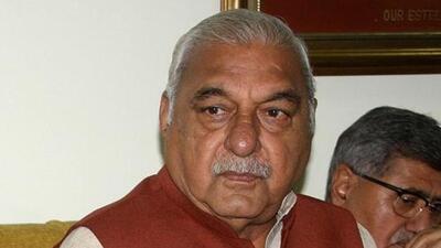 Haryana leader of Opposition Bhupinder Hooda said farmers were protesting at many places for compensation for the 2020 kharif crop. (HT File) Haryana leader of Opposition Bhupinder Hooda said farmers were protesting at many places for compensation for the 2020 kharif crop. (HT File)
