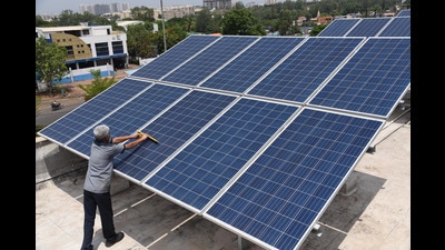 In the last 10 months, the number of customers installing solar power generation sets at home has increased by 20,722. (HT PHOTO) In the last 10 months, the number of customers installing solar power generation sets at home has increased by 20,722. (HT PHOTO)