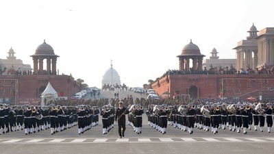 Rehearsal of Beating the Retreat Ceremony 2023 parade at Vijay Chowk, in Delhi, January 18. (PTI) Rehearsal of Beating the Retreat Ceremony 2023 parade at Vijay Chowk, in Delhi, January 18. (PTI)