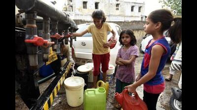 The citizens are left depending on costly water tankers for their daily needs. (REPRESENTATIVE PIC)