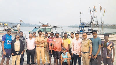 They tried removing the seawater from the boat by using a cut mineral water bottle but when they didn’t succeed, they called for help,” said Bhimsen Gaikwad, assistant police inspector of Kelwe coastal police. (HT Photo)