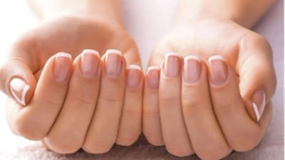 4 signs of health trouble your nails can show as per Ayurveda (Instagram/Dr Nitika Kohli) 4 signs of health trouble your nails can show as per Ayurveda (Instagram/Dr Nitika Kohli)