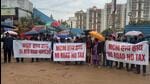 Gurugram, India-January 29, 2023: Residents of sector-93 held a protest against the MCM and Spaze builder demanding to build the 24-meter road at Hayatpur, in Gurugram, India, on Sunday, 29 January 2023. (Photo by Parveen Kumar/Hindustan Times) Gurugram, India-January 29, 2023: Residents of sector-93 held a protest against the MCM and Spaze builder demanding to build the 24-meter road at Hayatpur, in Gurugram, India, on Sunday, 29 January 2023. (Photo by Parveen Kumar/Hindustan Times)