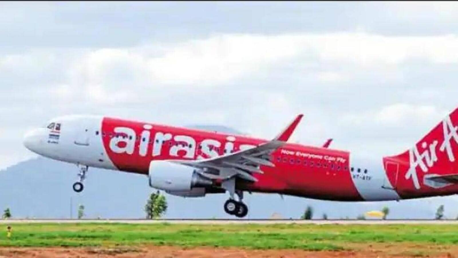 Air Asia Lucknow-Kolkata flight suffers bird hit, take-off aborted