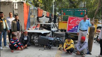 Police said in the last one month, the gang members stole and dismantled at least 20 vehicles, including sports utility vehicles (SUVs), and sold their parts as scrap. (HT Photo) Police said in the last one month, the gang members stole and dismantled at least 20 vehicles, including sports utility vehicles (SUVs), and sold their parts as scrap. (HT Photo)