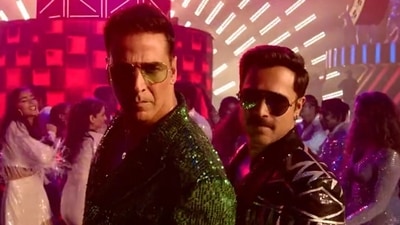 Akshay Kumar and Emraan Hashmi in a still from Main Khiladi teaser. Akshay Kumar and Emraan Hashmi in a still from Main Khiladi teaser.