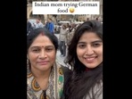 Kaveri with her mom in Germany.(Instagram/@videshindian) Kaveri with her mom in Germany.(Instagram/@videshindian)