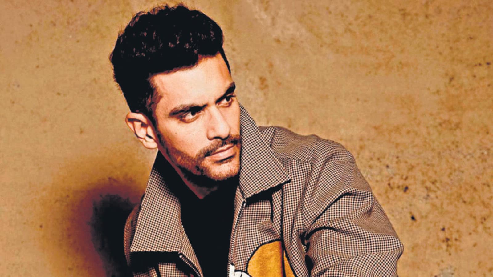 Angad Bedi’s preparing for a 400 metre sprinting race