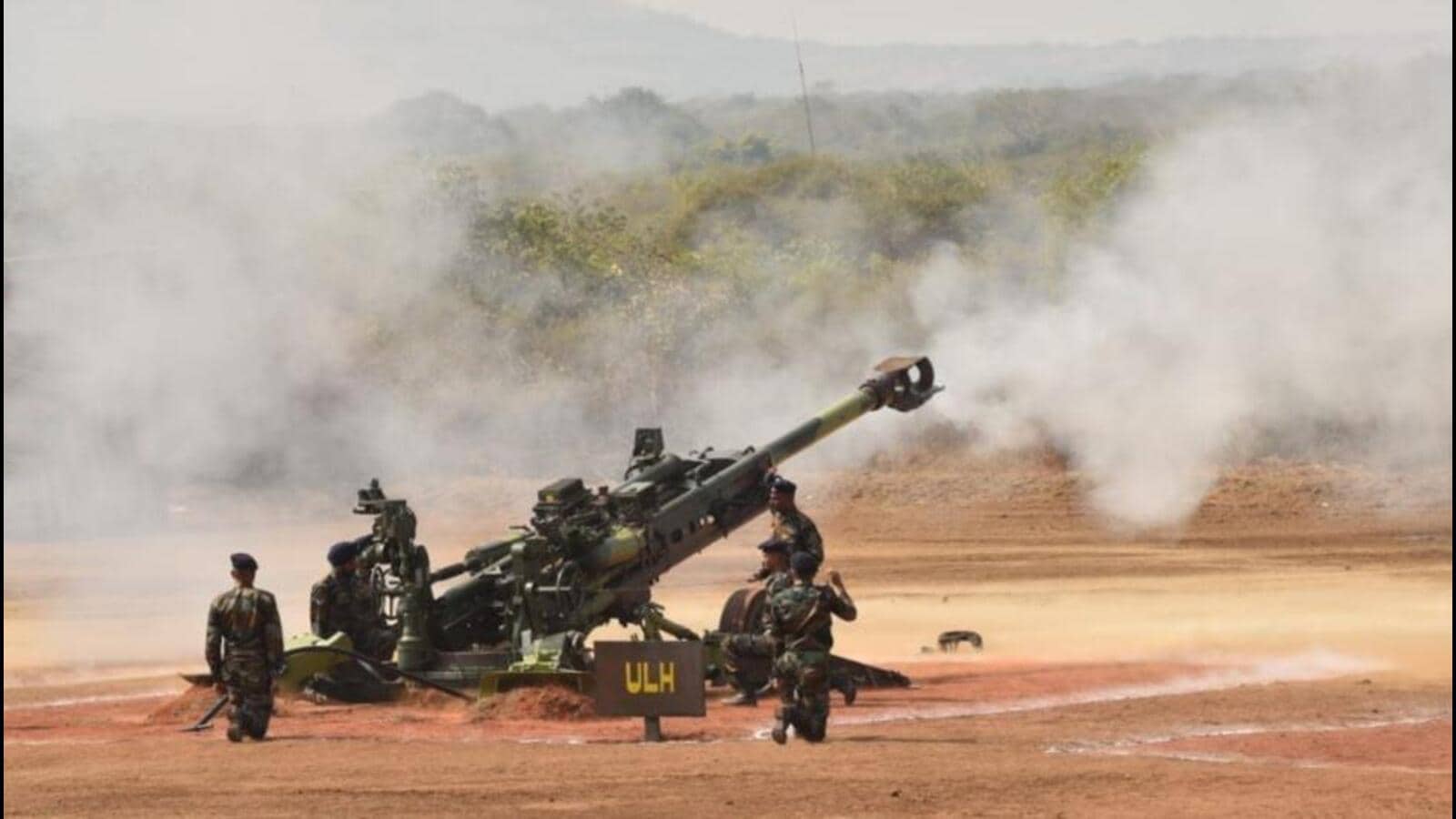 Indian Army puts up imposing firepower display with indigenous artillery guns | Latest News India - Hindustan Times