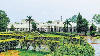 A letter dated February 10, 2022, issued by the secretary of the DU garden committee, identified the garden in front of the vice-chancellor’s office as the Mughal Garden. (Photo courtesy: DU website) A letter dated February 10, 2022, issued by the secretary of the DU garden committee, identified the garden in front of the vice-chancellor’s office as the Mughal Garden. (Photo courtesy: DU website)