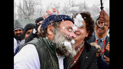 Congress leaders Rahul Gandhi and Priyanka Gandhi play with snow at the 'Bharat Jodo Yatra' camp site in Srinagar on Monday. (PTI) Congress leaders Rahul Gandhi and Priyanka Gandhi play with snow at the 'Bharat Jodo Yatra' camp site in Srinagar on Monday. (PTI)