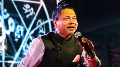 Two arrested for allegedly throwing a bottle at singer Kailash Kher in Hampi (Rameshwar Gaur/ANI) Two arrested for allegedly throwing a bottle at singer Kailash Kher in Hampi (Rameshwar Gaur/ANI)