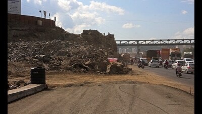 The work on proposed 58 roads present a hurdle for the Pune Municipal Corporation (PMC) since landowners are refusing to accept Transfer of Development Rights (TDR) and are demanding cash compensation (HT FILE PHOTO)