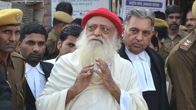 Asaram Bapu allegedly raped the woman on several occasions from 2001 to 2006 when she was living at his ashram on the outskirts of the city. (HT/File Photo)