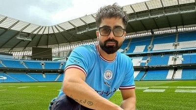 Harrdy Sandhu was a cricketer before becoming a singer and actor. Harrdy Sandhu was a cricketer before becoming a singer and actor.