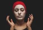 Blindly following skincare trends will not fetch the best results always; rather, one may end up harming their skin.(Unsplash/engin akyurt) Blindly following skincare trends will not fetch the best results always; rather, one may end up harming their skin.(Unsplash/engin akyurt)