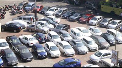 Mohali deputy mayor has written to GMADA, seeking information under the Right to Information Act about steps taken to tackle the growing parking problems in the city. (HT File) Mohali deputy mayor has written to GMADA, seeking information under the Right to Information Act about steps taken to tackle the growing parking problems in the city. (HT File)