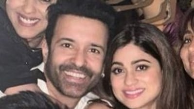 Shamita Shetty with Aamir Ali.